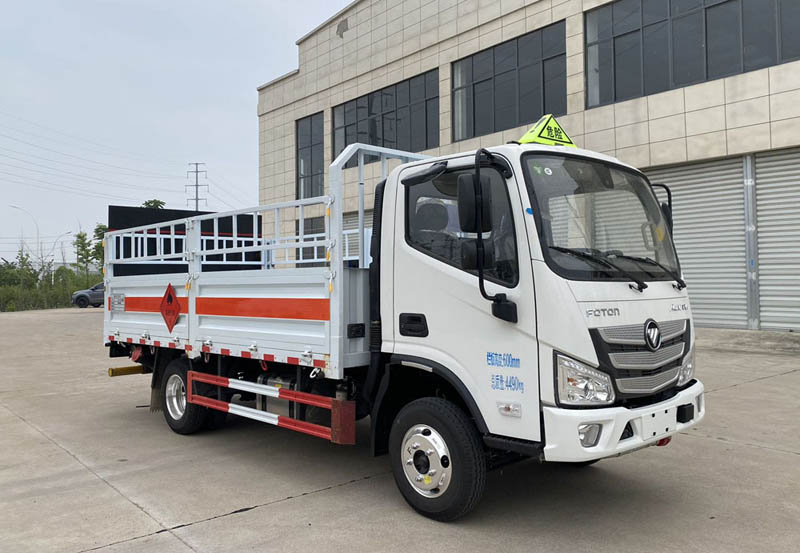 氣瓶運(yùn)輸車，運(yùn)輸車，運(yùn)輸車價格，楚勝汽車集團(tuán)